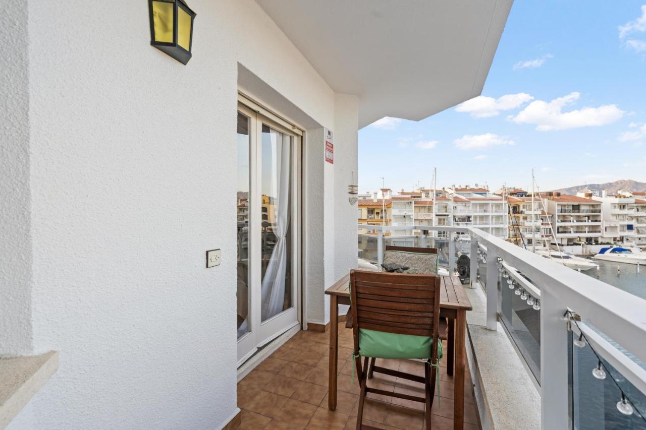 Welcs Apartamento 055 Emp Con Terraza Y Vistas Al Canal Empuriabrava Luaran gambar